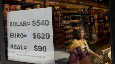 Argentina: A desperate search for a door as currency tumbles
